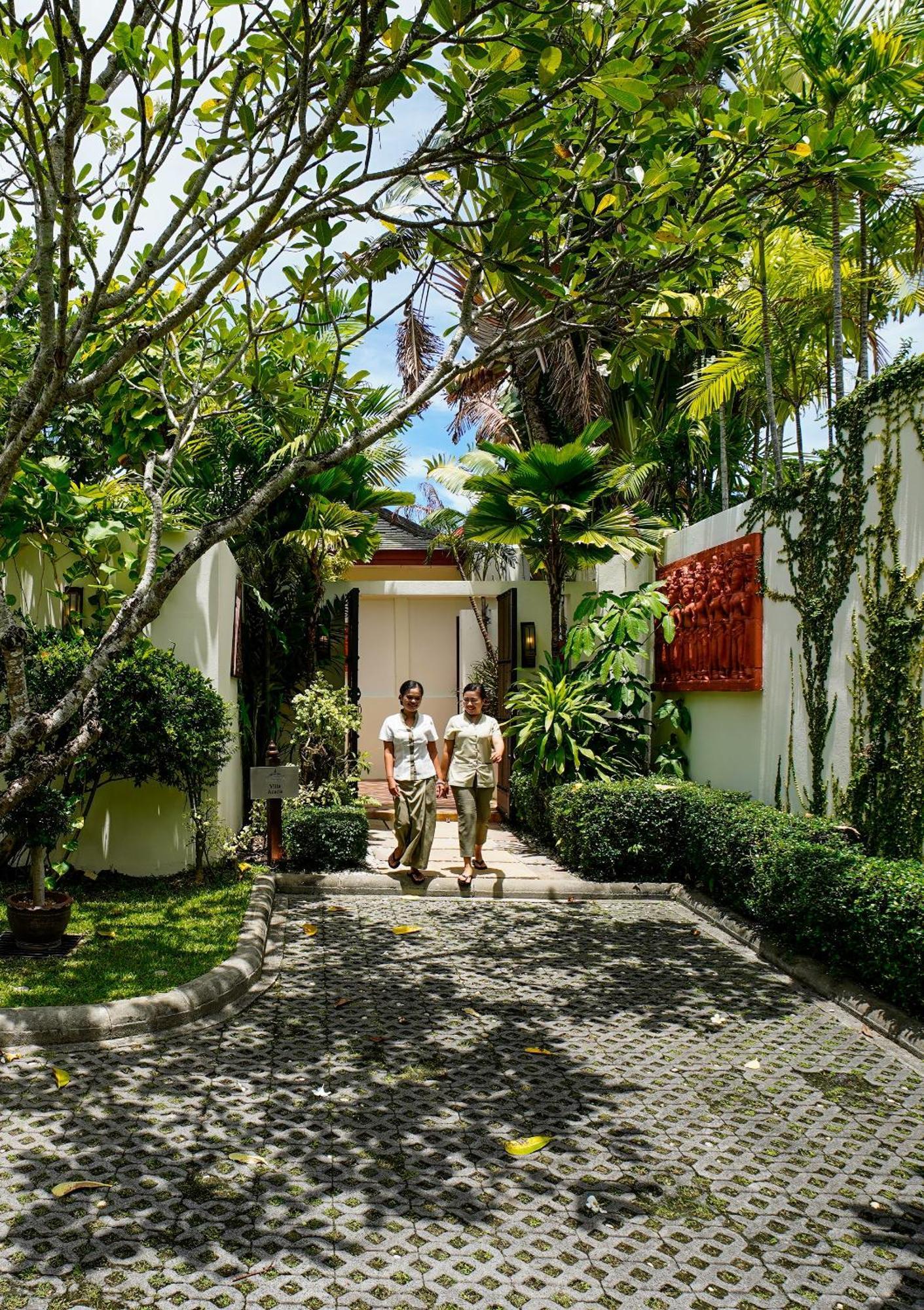 Miskawaan Beachfront Villas メナムビーチ エクステリア 写真