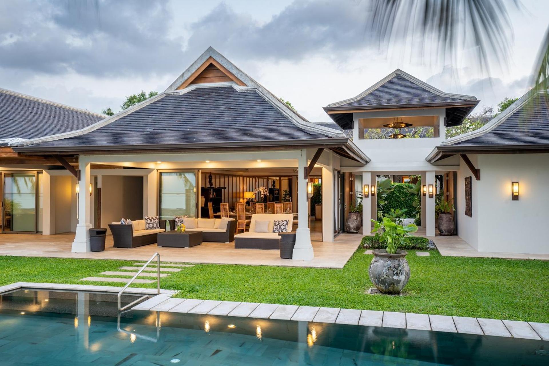 Miskawaan Beachfront Villas メナムビーチ エクステリア 写真